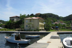 Apartments by the sea Supetarska Draga - Donja, Rab - 11769